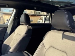 Volkswagen Atlas Cross Sport 2.0T SE w/Technology 4MOTION 2026