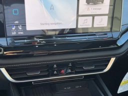 Volkswagen Atlas Cross Sport 2.0T SE w/Technology 4MOTION 2026