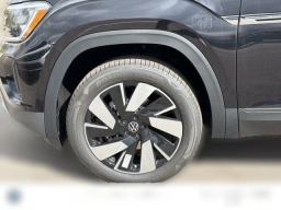 Volkswagen Atlas Cross Sport 2.0T SE w/Technology 4MOTION 2026