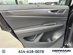 Volkswagen Atlas Cross Sport 2.0T SE w/Technology 4MOTION 2026