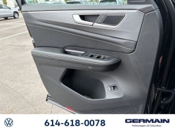 Volkswagen Atlas Cross Sport 2.0T SE w/Technology 4MOTION 2026