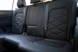 Volkswagen Atlas 2.0T SE w/Technology 4MOTION 2026