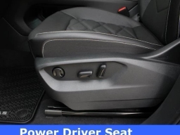 Volkswagen Atlas 2.0T SE w/Technology 4MOTION 2026