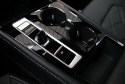 Volkswagen Atlas 2.0T SE w/Technology 4MOTION 2026