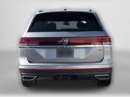 Volkswagen Atlas 2.0T SE w/Technology 4MOTION 2026