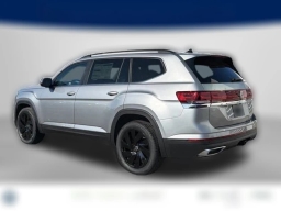 Volkswagen Atlas 2.0T SE w/Technology 4MOTION 2026