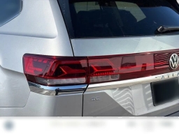 Volkswagen Atlas 2.0T SE w/Technology 4MOTION 2026