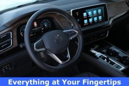 Volkswagen Atlas 2.0T SE w/Technology 4MOTION 2026