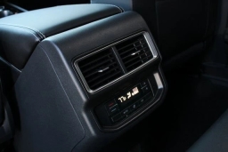 Volkswagen Atlas 2.0T SE w/Technology 4MOTION 2026