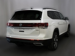 Volkswagen Atlas 2.0T SE w/Technology 4MOTION 2026