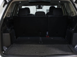 Volkswagen Atlas 2.0T SE w/Technology 4MOTION 2026