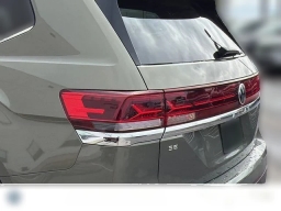 Volkswagen Atlas 2.0T SE w/Technology 4MOTION 2026