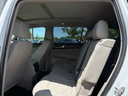 Volkswagen Atlas 2.0T SE w/Technology 4MOTION 2026