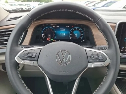 Volkswagen Atlas 2.0T SE w/Technology 4MOTION 2026