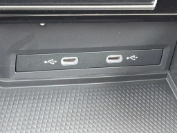 Volkswagen Atlas 2.0T SE w/Technology 4MOTION 2026