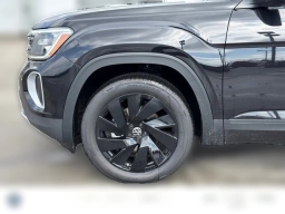 Volkswagen Atlas 2.0T SE w/Technology 4MOTION 2026