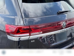 Volkswagen Atlas 2.0T SE w/Technology 4MOTION 2026