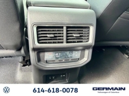 Volkswagen Atlas 2.0T SE w/Technology 4MOTION 2026