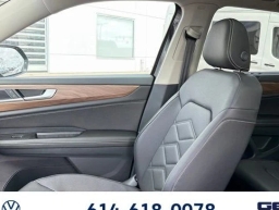 Volkswagen Atlas 2.0T SE w/Technology 4MOTION 2026