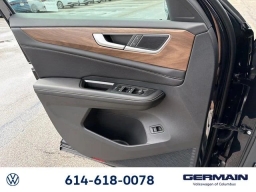 Volkswagen Atlas 2.0T SE w/Technology 4MOTION 2026