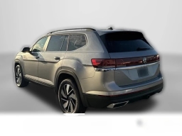 Volkswagen Atlas 2.0T SE w/Technology 4MOTION 2026