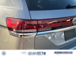 Volkswagen Atlas 2.0T SE w/Technology 4MOTION 2026