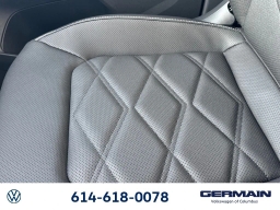 Volkswagen Atlas 2.0T SE w/Technology 4MOTION 2026