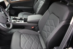 Volkswagen Atlas 2.0T SE w/Technology 4MOTION 2026