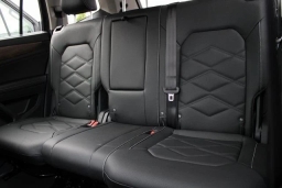 Volkswagen Atlas 2.0T SE w/Technology 4MOTION 2026