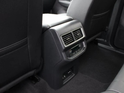 Volkswagen Atlas 2.0T SE w/Technology 4MOTION 2026