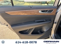 Volkswagen Atlas 2.0T SE w/Technology 4MOTION 2026