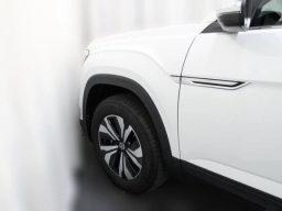 Volkswagen Atlas Cross Sport 2.0T SE 4MOTION 2026