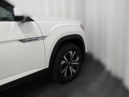 Volkswagen Atlas Cross Sport 2.0T SE 4MOTION 2026