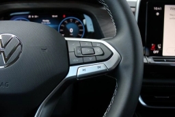 Volkswagen Atlas 2.0T SE 4MOTION 2026