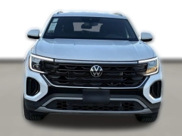 Volkswagen Atlas Cross Sport 2.0T SE w/Technology FWD 2026