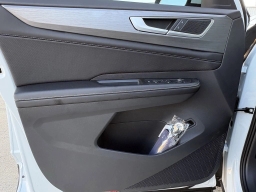 Volkswagen Atlas Cross Sport 2.0T SE w/Technology FWD 2026