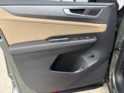 Volkswagen Atlas Cross Sport 2.0T SE w/Technology FWD 2026