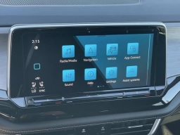 Volkswagen Atlas Cross Sport 2.0T SE w/Technology FWD 2026