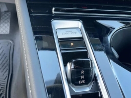 Volkswagen Atlas Cross Sport 2.0T SE w/Technology FWD 2026