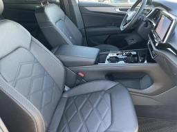 Volkswagen Atlas Cross Sport 2.0T SE w/Technology FWD 2026