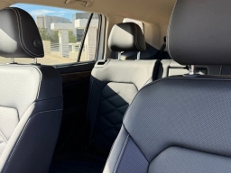 Volkswagen Atlas 2.0T SE w/Technology FWD 2026