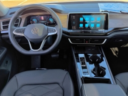 Volkswagen Atlas 2.0T SE w/Technology FWD 2026