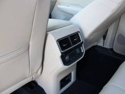 Volkswagen Atlas 2.0T SE w/Technology FWD 2026