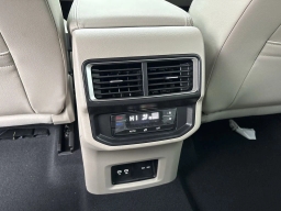 Volkswagen Atlas 2.0T SE w/Technology FWD 2026