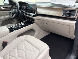 Volkswagen Atlas 2.0T SE w/Technology FWD 2026