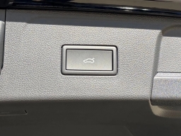 Volkswagen Atlas 2.0T SE w/Technology FWD 2026