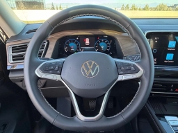 Volkswagen Atlas 2.0T SE w/Technology FWD 2026