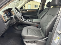 Volkswagen Atlas 2.0T SE w/Technology FWD 2026