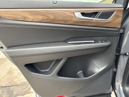 Volkswagen Atlas 2.0T SE w/Technology FWD 2026