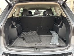 Volkswagen Atlas 2.0T SE w/Technology FWD 2026